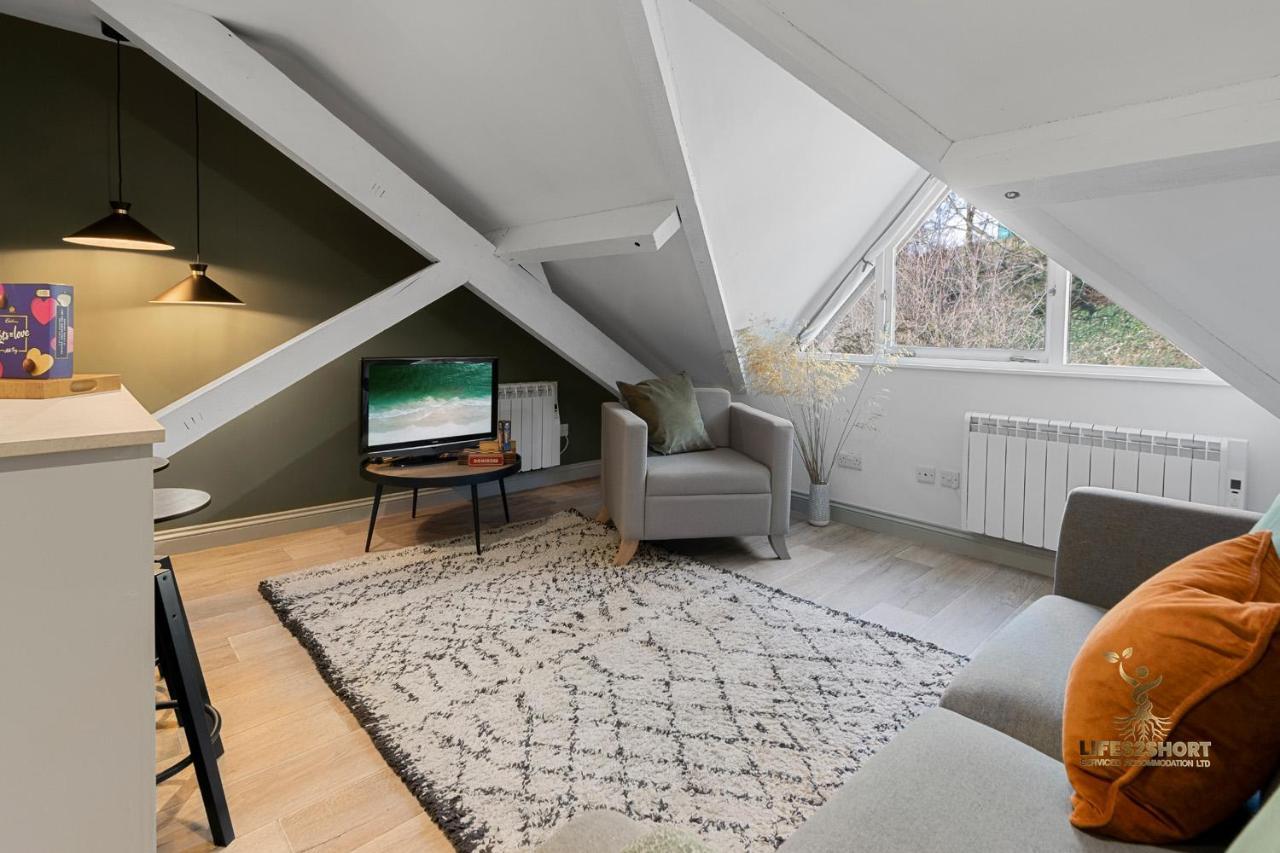 Luxe Courtyard Apartment For 4 Near Exeter City Centre Εξωτερικό φωτογραφία