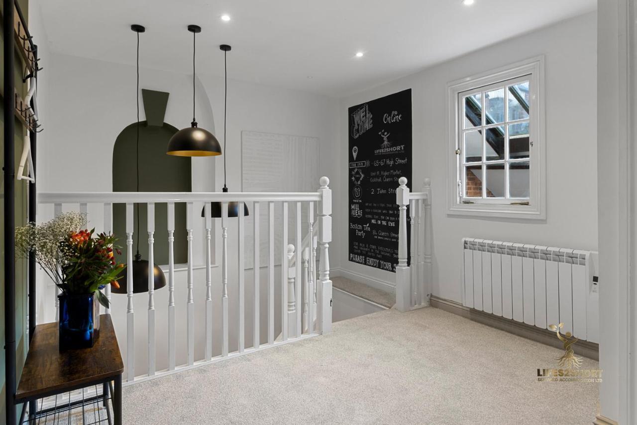 Luxe Courtyard Apartment For 4 Near Exeter City Centre Εξωτερικό φωτογραφία